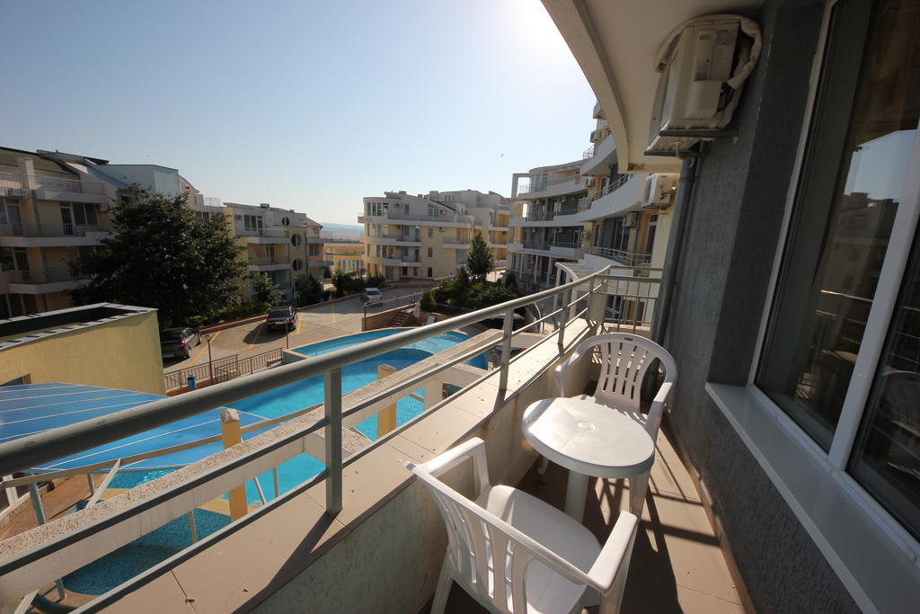 Menada Sunset Kosharitsa Apartments Extérieur photo